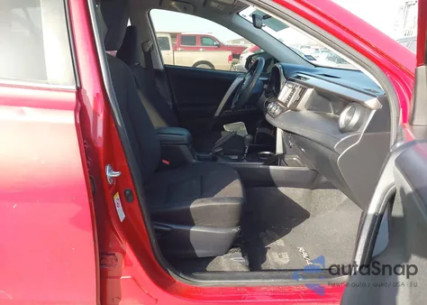 2016 Toyota Rav4 Le z USA, uszkodzony, nr VIN JTMZFREV6GJ060531